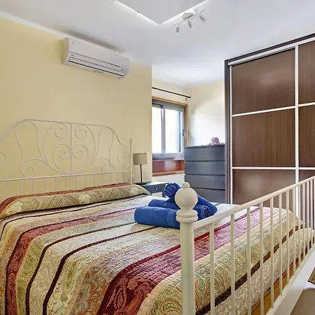 Apartamento Playa Flamingo 37 *